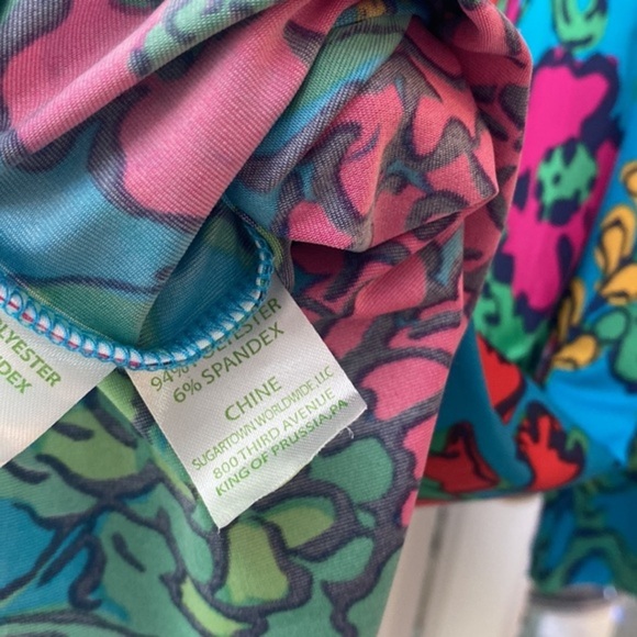 Lilly Pulitzer McFarland Dress - Size XS V-neck with Bell Sleeves. Exc Cond - Picture 8 of 10